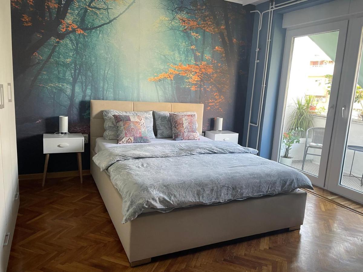 Apartman Avenia Novi Sad Esterno foto