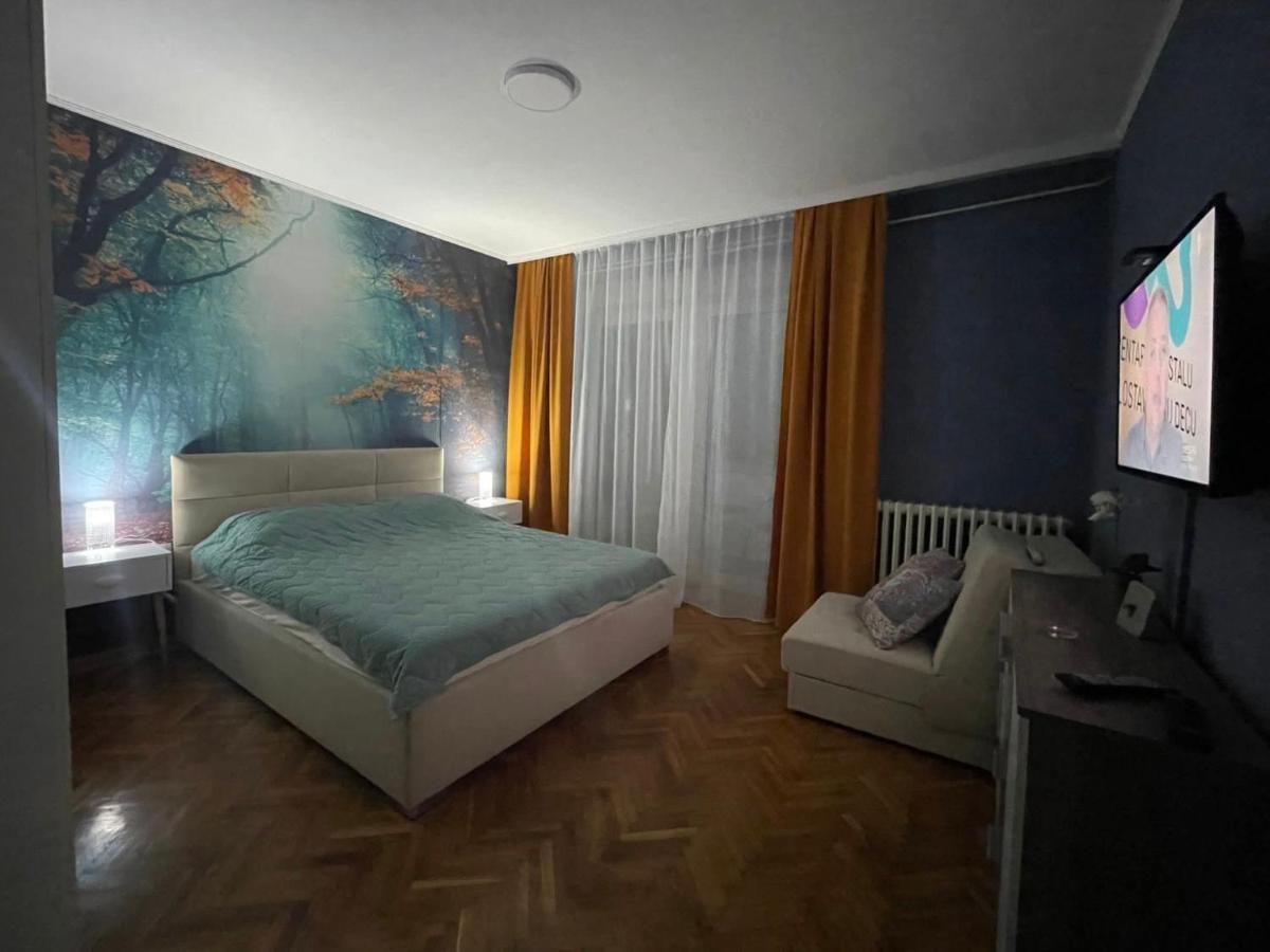 Apartman Avenia Novi Sad Esterno foto