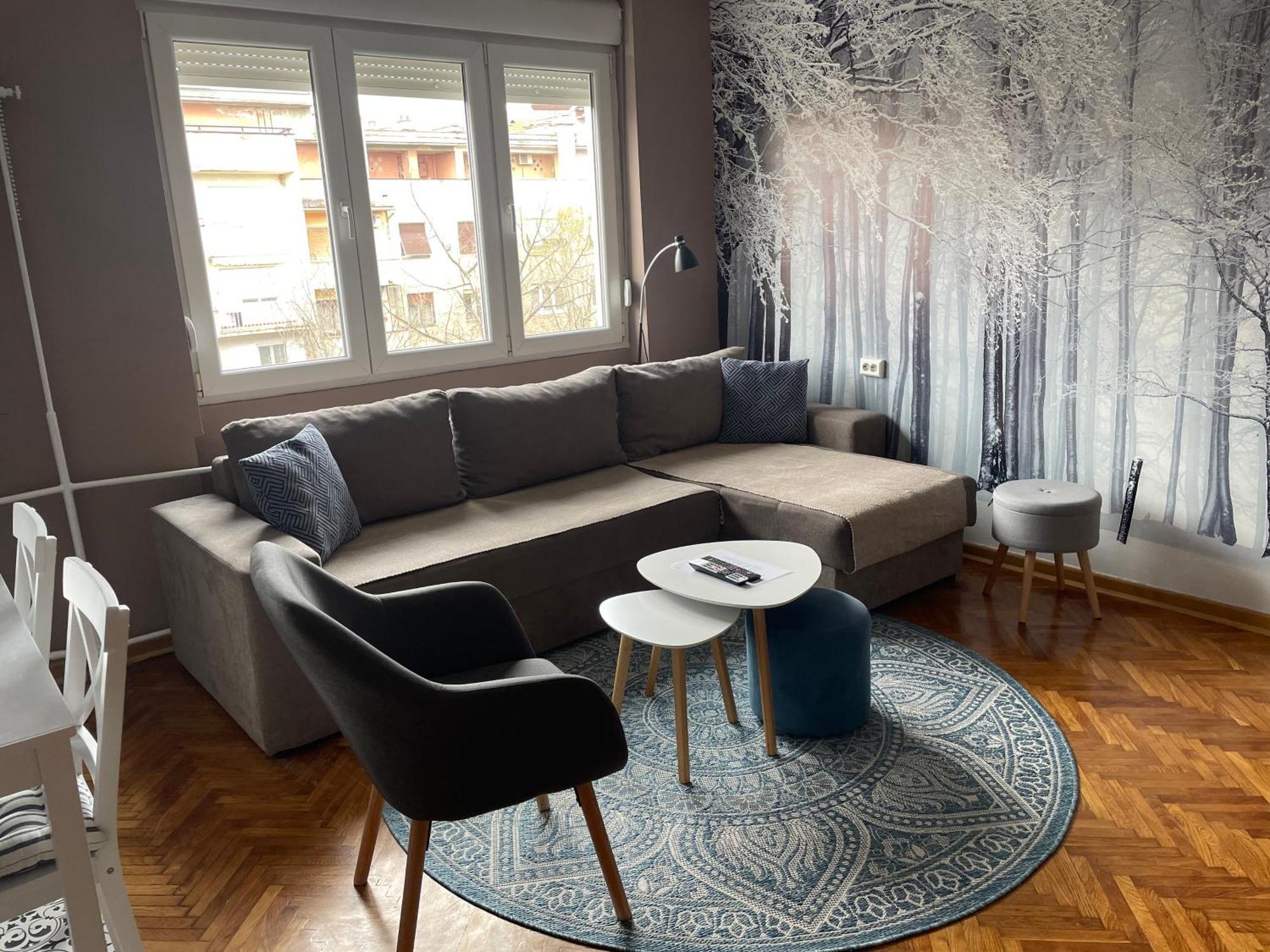 Apartman Avenia Novi Sad Esterno foto