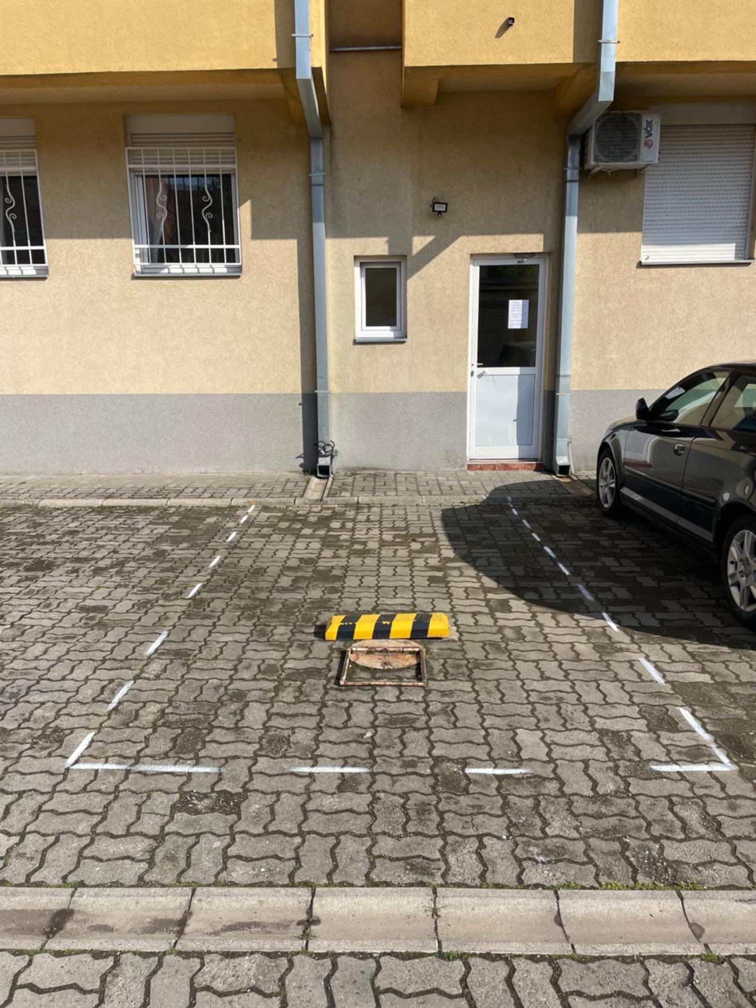 Apartman Avenia Novi Sad Esterno foto